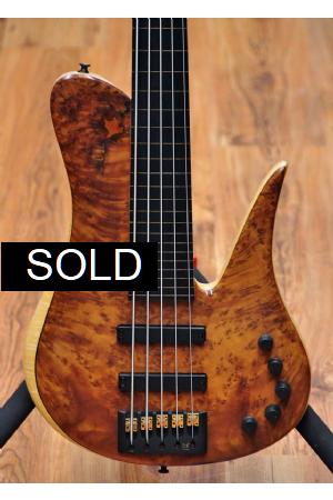 JCR ST5 Tuya Burl Fretless JCR ST5 Tuya Burl Fretless